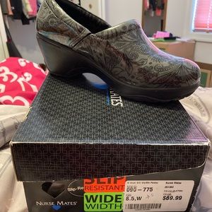 Nurse shoes